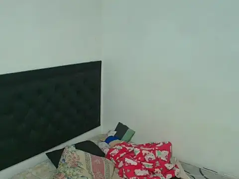 Snapshot of kevinkewman chatting on 03/16/26, 10:19 kevinkewman online show from 03/16/26, 10:19