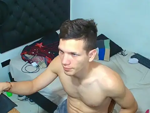 Snapshot of kevinkewman chatting on 03/29/26, 10:04 kevinkewman online show from 03/29/26, 10:04