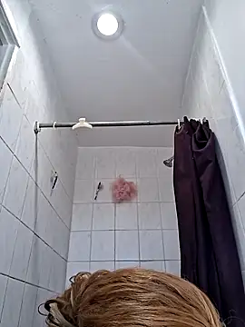 ItsBarbieBitcxxxx69 online show from 10/12/25, 10:53