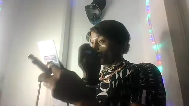 ItsBarbieBitcxxxx69 online show from 03/15/26, 02:50