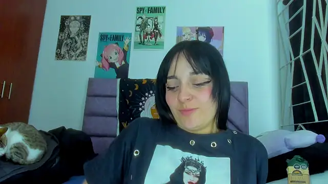 KARINNA  RAVEN online show from 10/15/25, 01:39