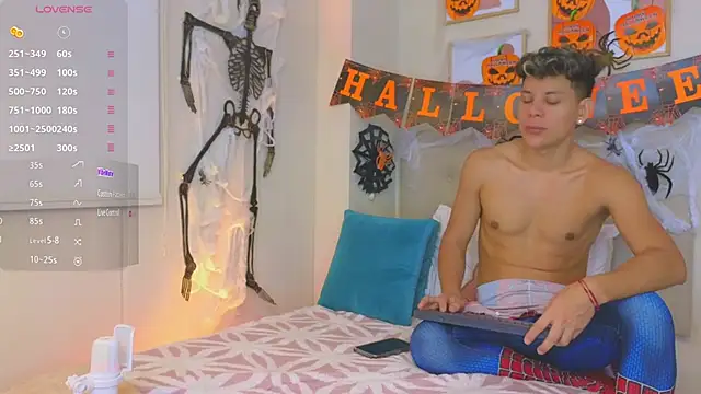 Almiboys online show from 10/30/25, 11:49