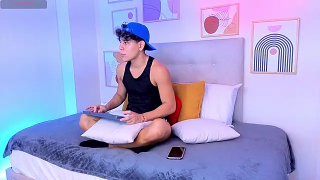 Almiboys online show from 07/30/26, 12:09