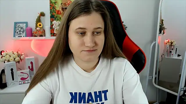 Lucky Lana online show from 12/15/25, 02:49