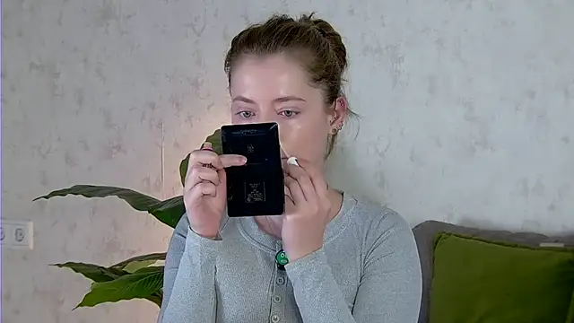 Snapshot of AshleyD_ chatting on 10/25/25, 03:14 AshleyD online show from 10/25/25, 03:14