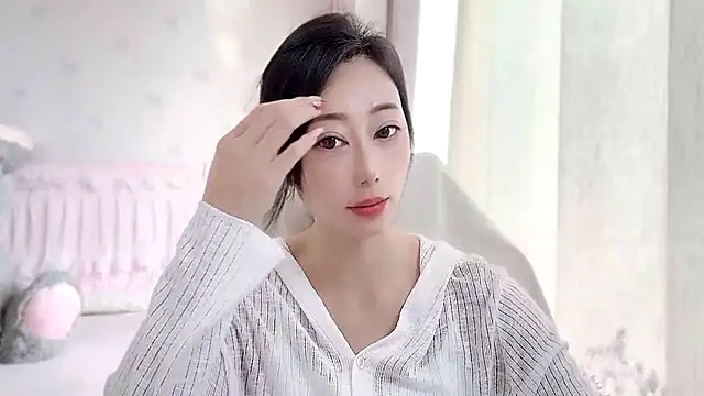 Snapshot of anjila888 chatting on 10/26/25, 02:06 anjila888 online show from 10/26/25, 02:06