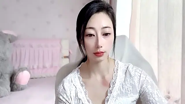 Snapshot of anjila888 chatting on 11/06/25, 01:17 anjila888 online show from 11/06/25, 01:17