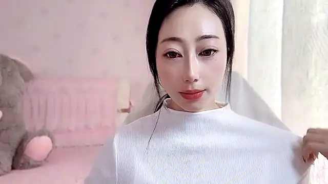 Snapshot of anjila888 chatting on 11/13/25, 12:53 anjila888 online show from 11/13/25, 12:53