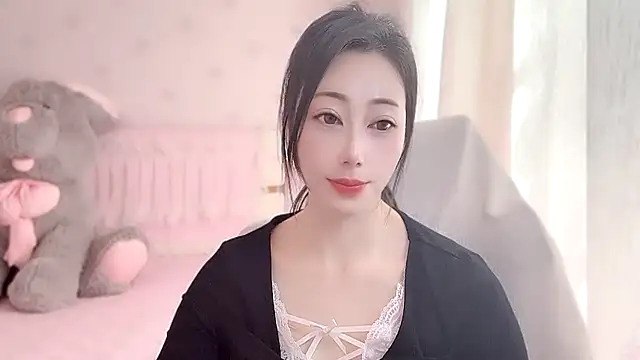 Snapshot of anjila888 chatting on 11/23/25, 03:28 anjila888 online show from 11/23/25, 03:28