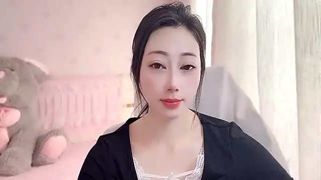 Snapshot of anjila888 chatting on 11/25/25, 01:38 anjila888 online show from 11/25/25, 01:38