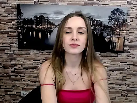 Snapshot of Doll_Angelina chatting on 03/21/25, 10:06 Doll Angelina online show from 03/21/25, 10:06