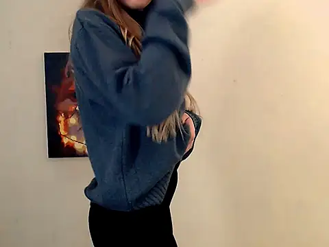 Snapshot of Doll_Angelina chatting on 11/14/25, 06:34 Doll Angelina online show from 11/14/25, 06:34