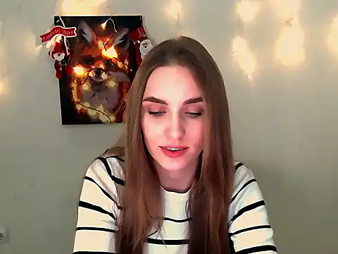 Snapshot of Doll_Angelina chatting on 12/22/25, 07:49 Doll Angelina online show from 12/22/25, 07:49