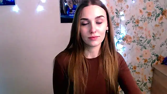 Snapshot of Doll_Angelina chatting on 01/14/26, 07:36 Doll Angelina online show from 01/14/26, 07:36