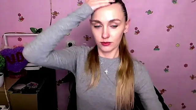 Snapshot of Doll_Angelina chatting on 02/15/26, 06:43 Doll Angelina online show from 02/15/26, 06:43