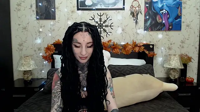 Snapshot of Velvetbat chatting on 10/10/25, 07:07 Velvetbat online show from 10/10/25, 07:07