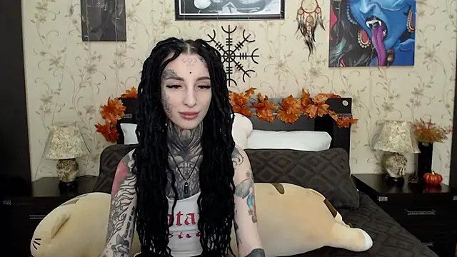 Snapshot of Velvetbat chatting on 11/09/25, 06:44 Velvetbat online show from 11/09/25, 06:44