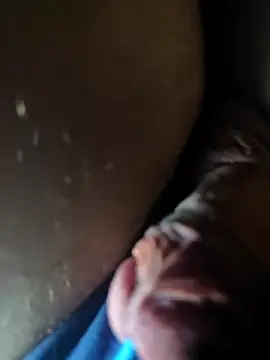 Snapshot of evi42 chatting on 11/29/25, 11:08 evi42 online show from 11/29/25, 11:08