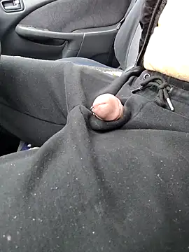 Snapshot of evi42 chatting on 04/04/26, 10:13 evi42 online show from 04/04/26, 10:13