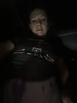 Lilbeezie81 online show from 03/02/26, 02:47