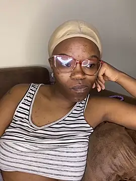 YummyMelanin117 online show from 02/26/26, 01:15