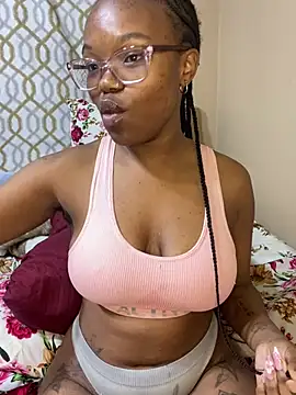 YummyMelanin117 online show from 06/22/26, 03:25