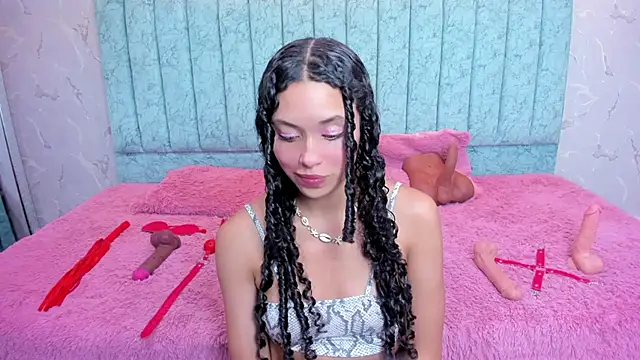 danix coruscans online show from 02/18/26, 07:21