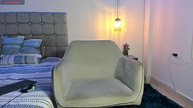 samxx muscle online show from 10/05/25, 01:42