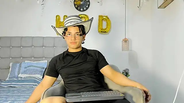 samxx muscle online show from 01/14/26, 03:06