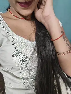 Eshwari Chopra online show from 05/26/26, 02:29