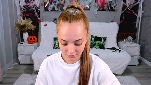 MelanieAlves online show from 11/08/25, 06:13