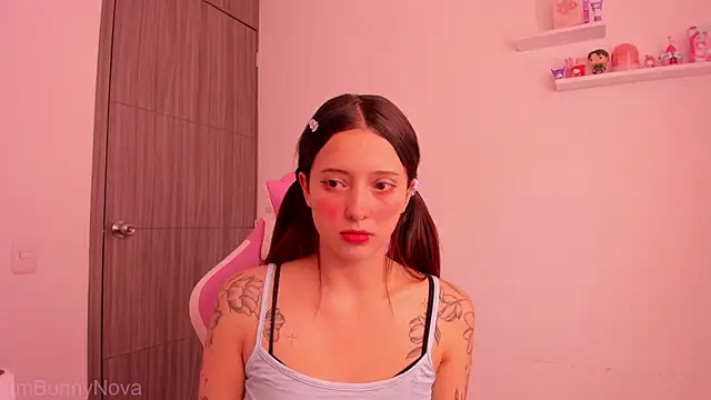 ImBunnyNova online show from 04/10/26, 02:33