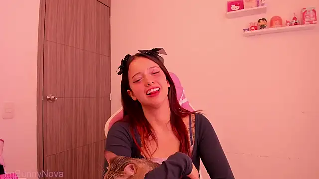 Snapshot of ImBunnyNova chatting on 06/21/26, 05:48 ImBunnyNova online show from 06/21/26, 05:48