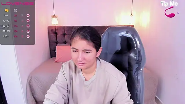 Snapshot of Katha03_ chatting on 03/20/25, 01:15 Katha03 online show from 03/20/25, 01:15