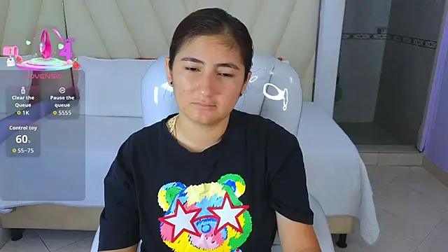 Snapshot of Katha03_ chatting on 10/29/25, 08:10 Katha03 online show from 10/29/25, 08:10