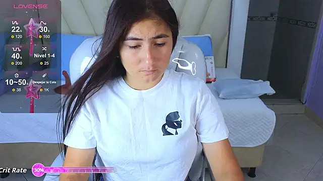 Snapshot of Katha03_ chatting on 11/18/25, 08:13 Katha03 online show from 11/18/25, 08:13