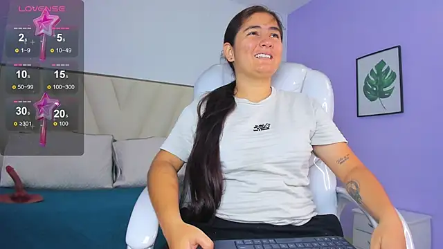 Snapshot of Katha03_ chatting on 12/13/25, 08:14 Katha03 online show from 12/13/25, 08:14