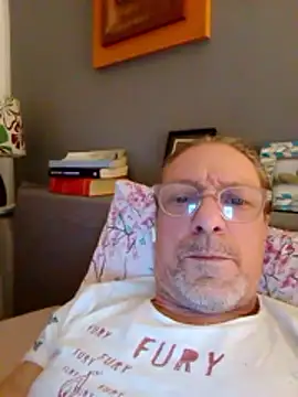 Snapshot of Deddyitalia3p chatting on 12/01/25, 10:15 Deddyitalia3p online show from 12/01/25, 10:15