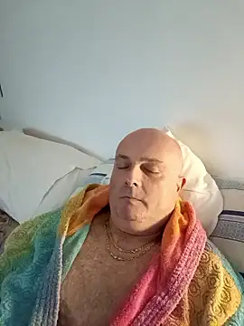 Alexis Bull online show from 01/12/26, 12:27