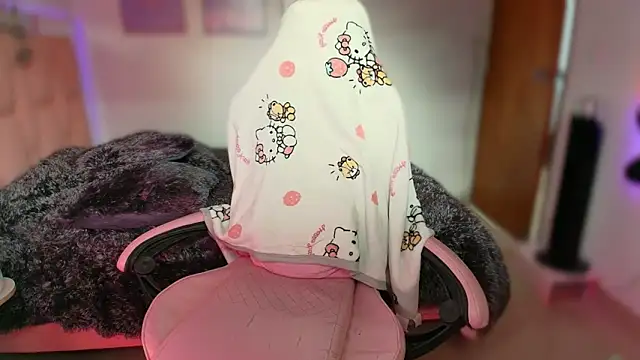 lunesweet online show from 03/02/26, 09:54