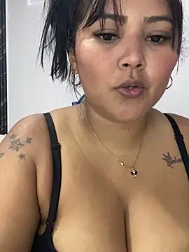 sashaoficial  online show from 03/19/26, 12:25