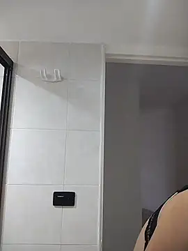 carlafox05 online show from 02/02/26, 10:19