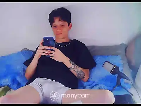 santihot089 online show from 02/14/26, 08:38