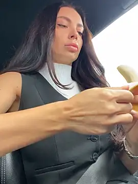 Snapshot of Anna_Nobel chatting on 09/11/25, 05:18 Anna Nobel online show from 09/11/25, 05:18