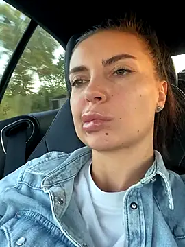 Snapshot of Anna_Nobel chatting on 09/22/25, 04:14 Anna Nobel online show from 09/22/25, 04:14