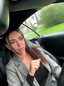 Snapshot of Anna_Nobel chatting on 09/27/25, 04:39 Anna Nobel online show from 09/27/25, 04:39