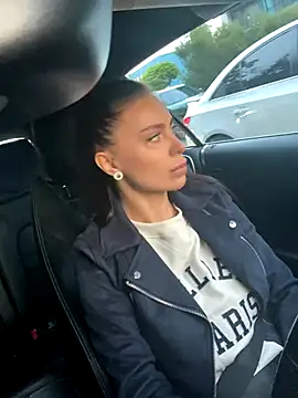 Snapshot of Anna_Nobel chatting on 10/01/25, 04:18 Anna Nobel online show from 10/01/25, 04:18