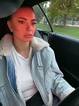 Snapshot of Anna_Nobel chatting on 10/16/25, 04:24 Anna Nobel online show from 10/16/25, 04:24