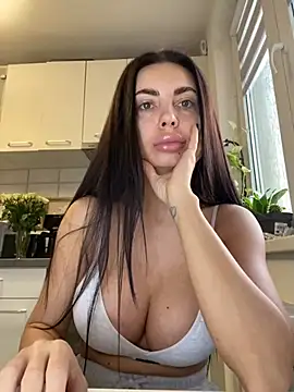 Snapshot of Anna_Nobel chatting on 11/26/25, 05:41 Anna Nobel online show from 11/26/25, 05:41