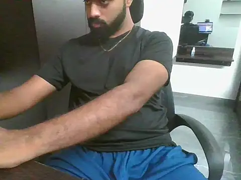 lovelyakash69 online show from 10/22/25, 04:02